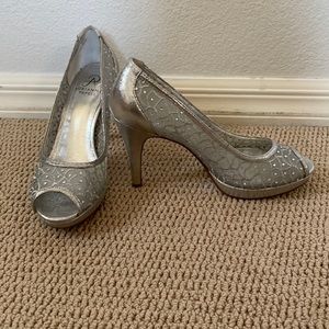 Silver size 8 heels